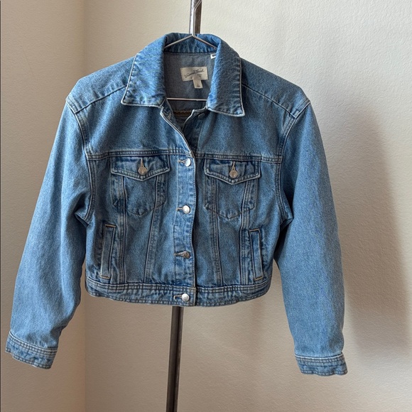Universal Thread Jackets & Blazers - Universal Thread sz S 100% recycled cotton cropped denim jacket EUC jean trucker